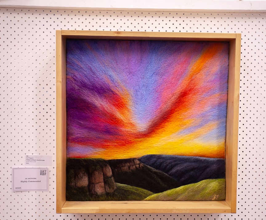 2D Winner: Fiona Bunton, Mountain Moods, Oil And Wax On Board /Fionabunton @Fionabuntonart
3D Winner: Sharron Mountain, Layers In The Landscape – Regrowth, @s_mountainceramics smountainceramics.com.au
Photography Winner: Graham Cam, Gang-Gang Morning Light, @wildcamphotography
Scenic World Landscape Photography Prize: Dominic Santangelo, Canyoners At Empress Falls, @bluemountainsanalog
The People's Choice Award Went To: Zoe Taggart, Colours Of Dusk, Govetts Leap, Acrylic fibre on felt @zoetaggart.studio