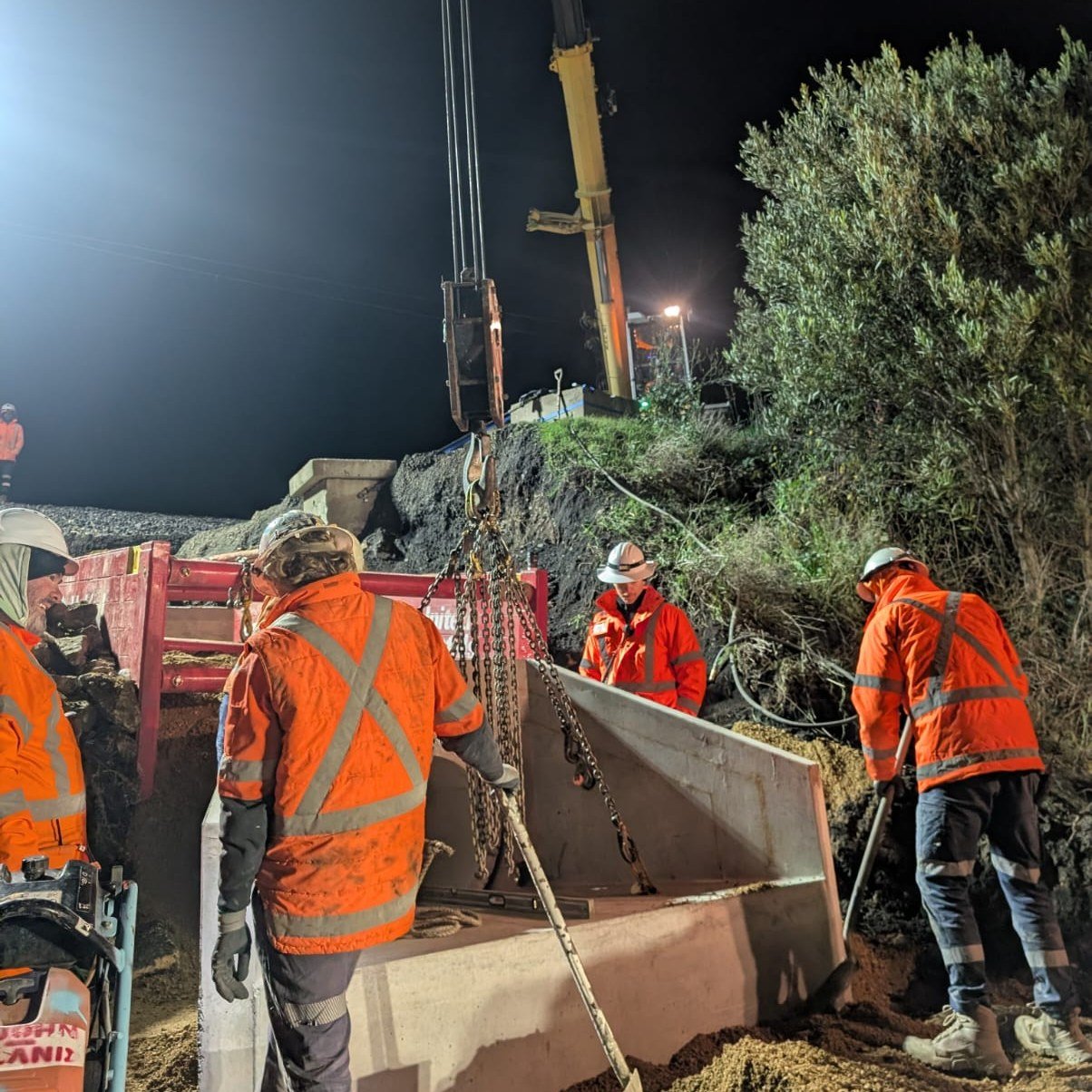 Great results are built on strong partnerships!
Multiple companies came together on this project to deliver a seamless outcome, with precision lifting and teamwork at the forefront.
A big thank you to our friends at @preston_hire for supplying the 40t Sennebogen crawler crane which was an essential piece of equipment that helped make this lift a success.