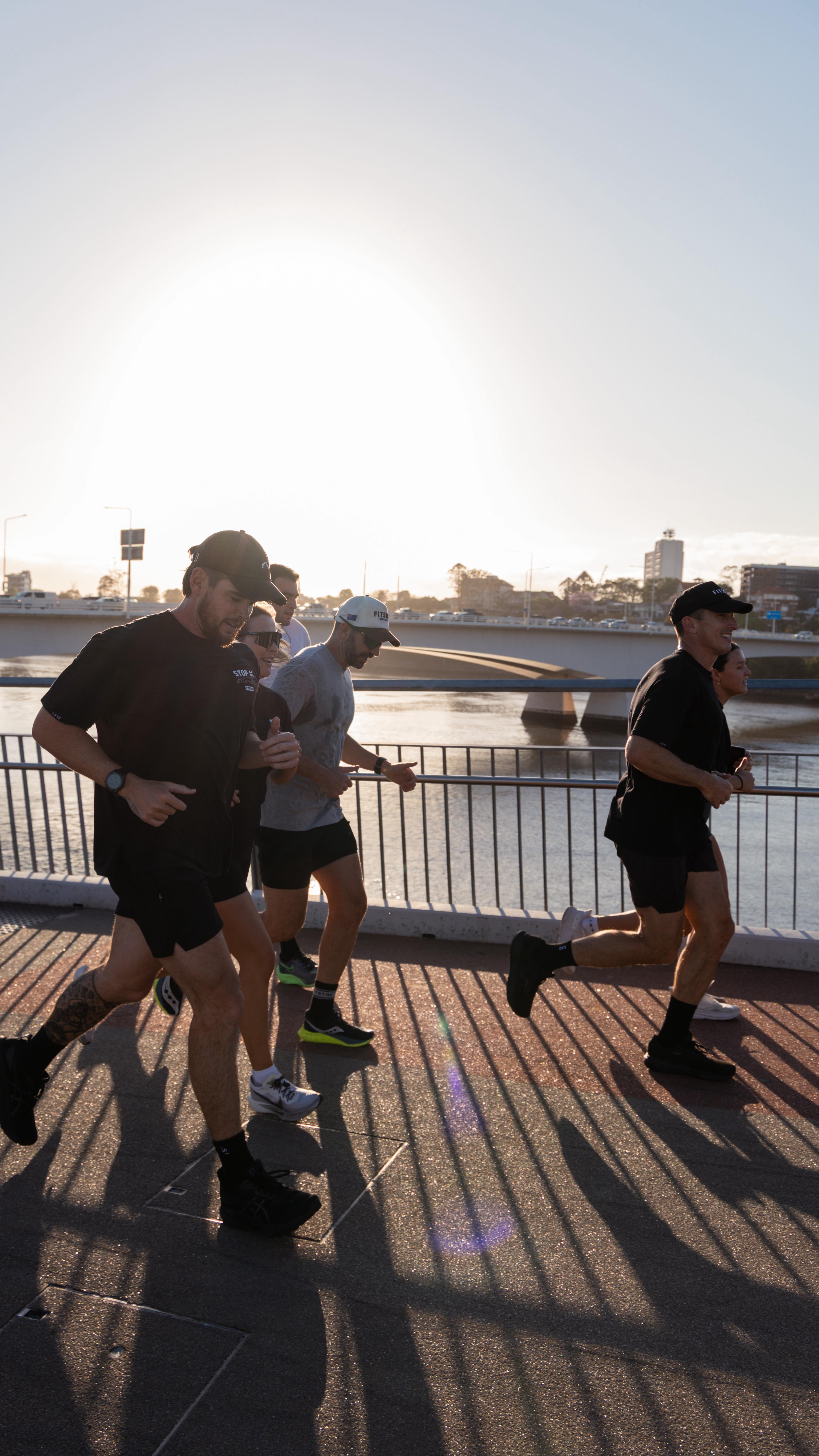 Mount Gravatt 6 Running towards big plans next year🏃♂️
Because performance isn’t just about how you train. It’s how you recover, refuel, and show up for your team.
Fitstop Run Club, powered by movement and a little help from @pillarperformance_au 👀