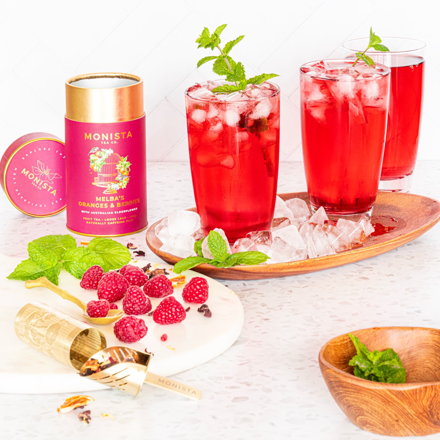 🍊🍓Meet your new summer crush 🍓🍊 Melba’s Oranges & Berries Sparkling Iced Tea.
Apples, oranges & berries have been blended with Australian elderflower, creating a moorish & delicious fruit tea made for afternoons in the sun.
Make your pot of tea as per instructions. Chill in the fridge and then Pour over ice, top up with sparkling mineral water and garnish with sliced orange and berries.💫
#SummerSips #SparklingIcedTea #MelbasMoments