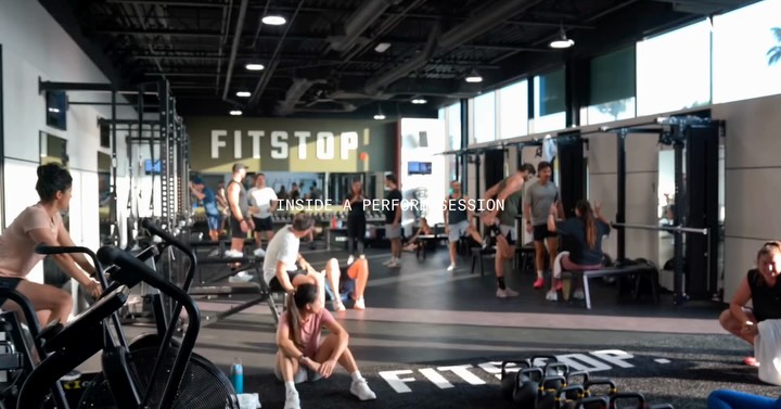 Bundall 24 No trending audio. No edited hype reel. Just a real look inside a Fitstop session.
The programming is done for you.
The coaches break down the work.
Strength and conditioning set the foundation.
Your team brings the energy.
Different goals. Different levels. One team moving forward together.
Come experience it for yourself.